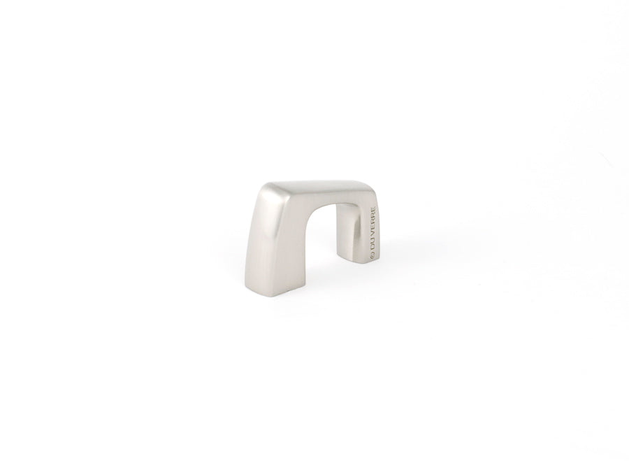 Rise Finger Pull 1 1/2 Inch (c-c)