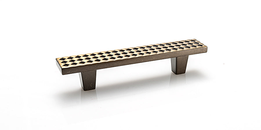 Argyle Pull 3 3/4 Inch (c-c)